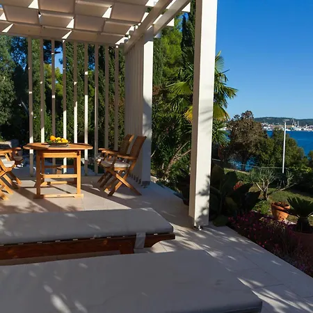 Secret Garden Barada