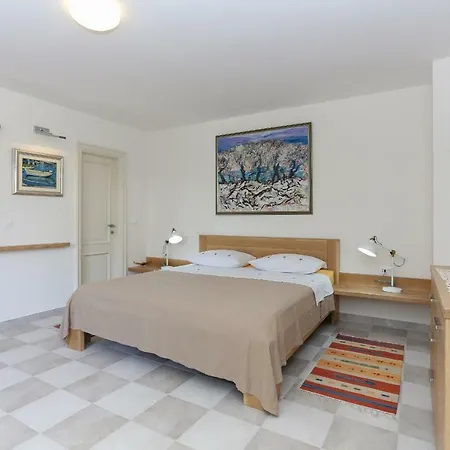 Secret Garden Barada