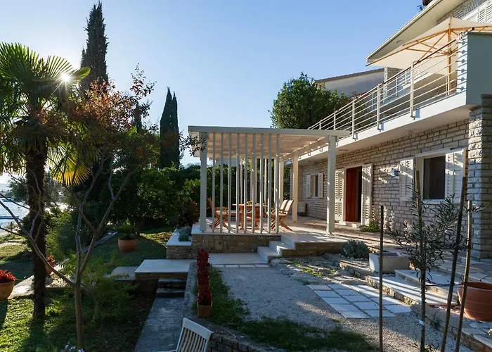 Secret Garden Barada Appartement *