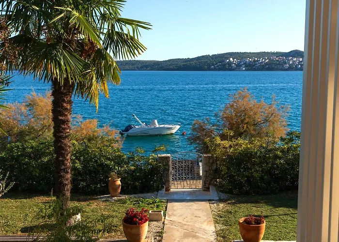 Secret Garden Barada Trogir