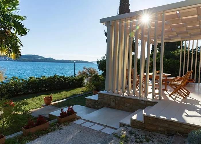 Secret Garden Barada * Trogir